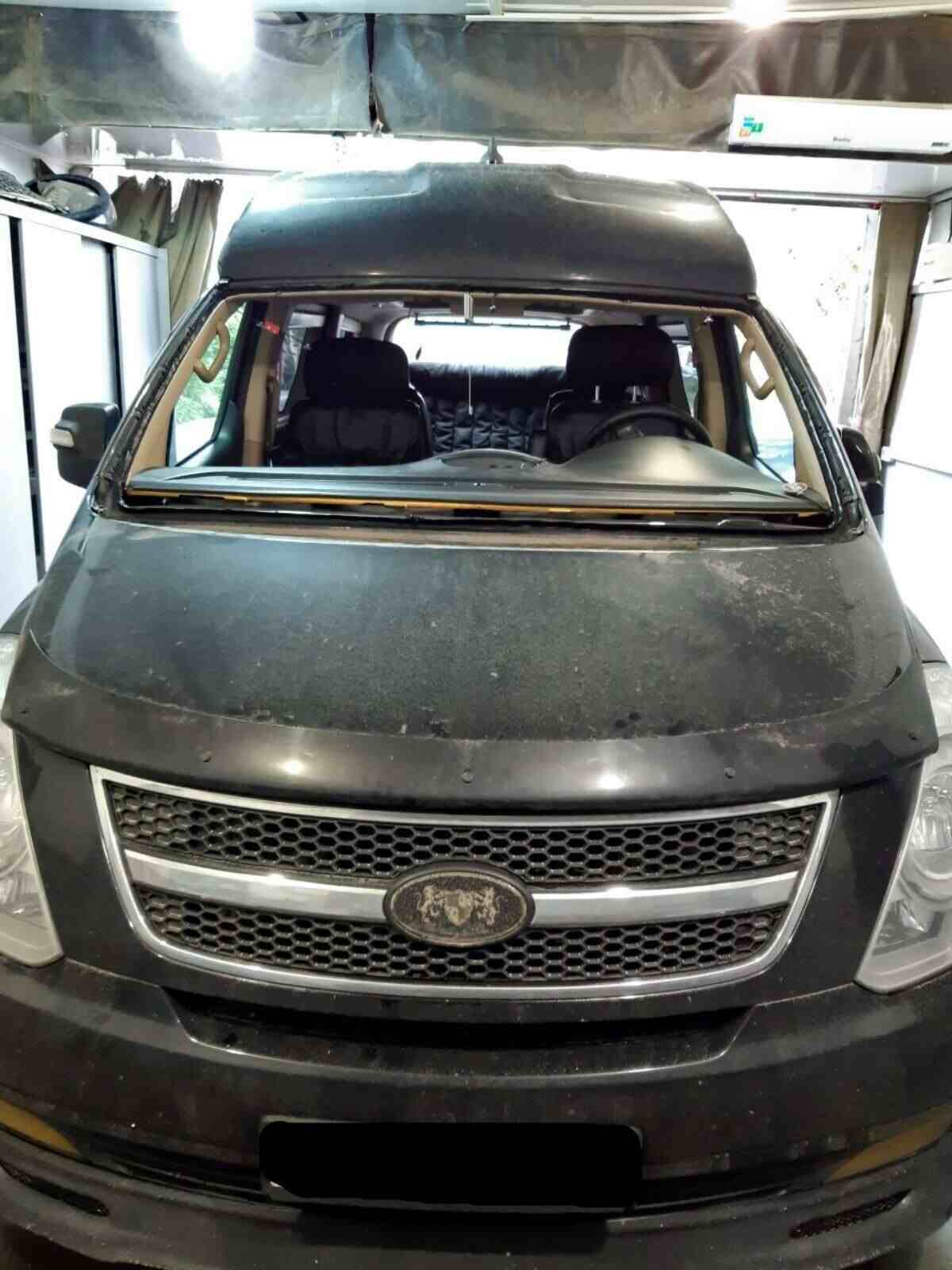 фото замена лобового стекла лада в автосервисе