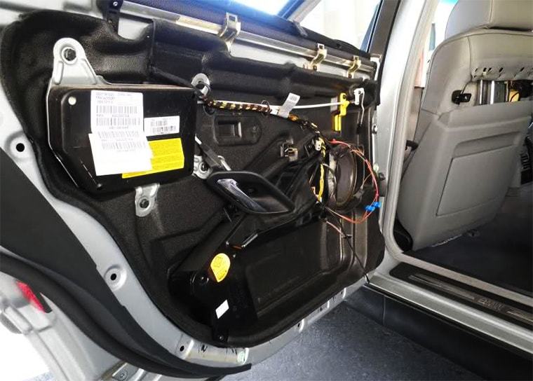 фото замена бокового стекла в Перми