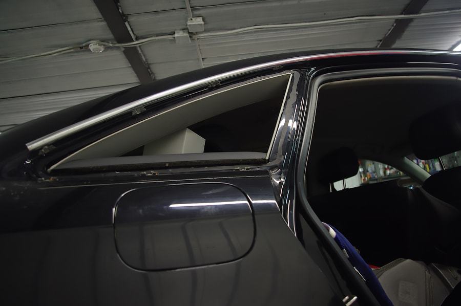 фото замена кузовного стекла в автосервисе